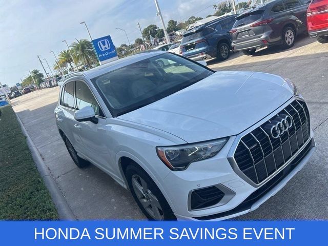 2020 Audi Q3 Premium