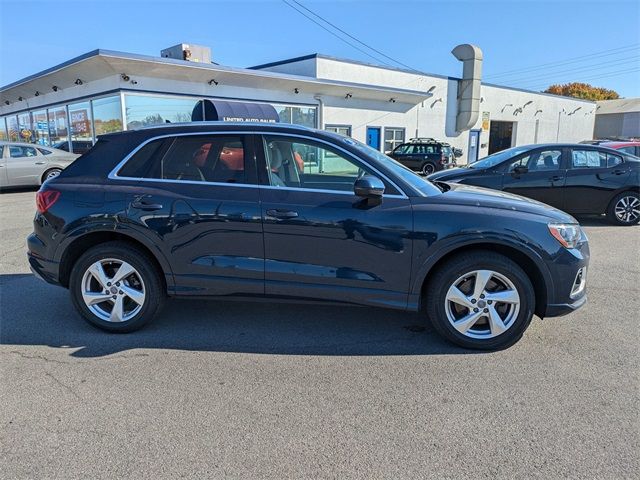 2020 Audi Q3 Premium