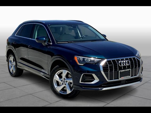 2020 Audi Q3 Premium
