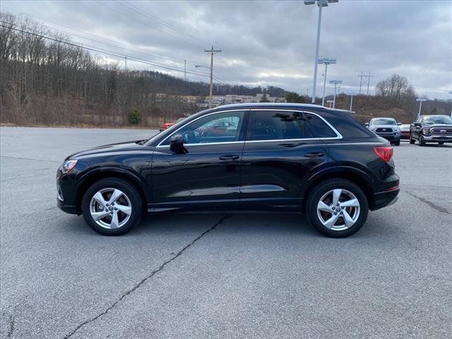 2020 Audi Q3 Premium