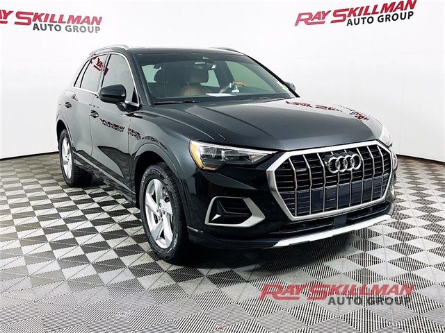 2020 Audi Q3 Premium