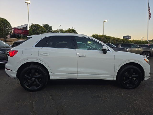 2020 Audi Q3 Premium