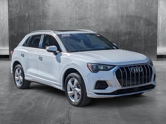 2020 Audi Q3 Premium