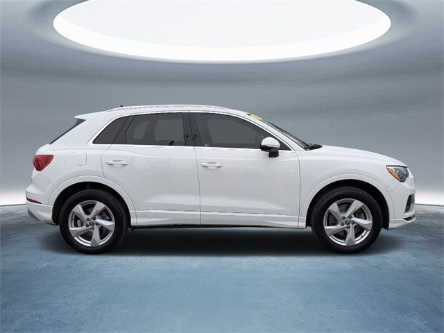 2020 Audi Q3 Premium