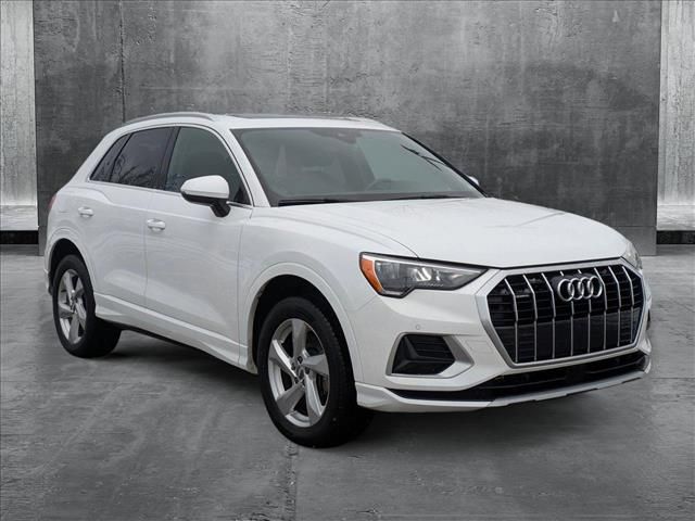 2020 Audi Q3 Premium