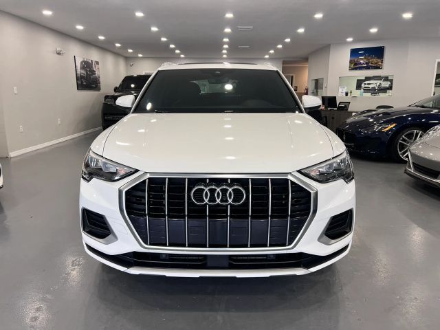 2020 Audi Q3 Premium