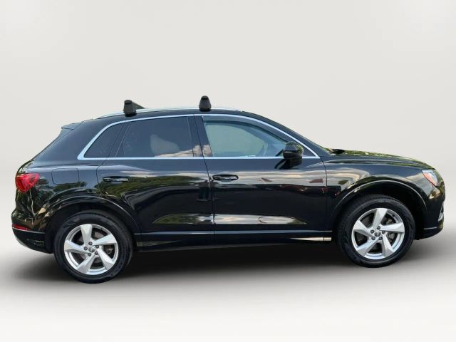 2020 Audi Q3 Premium