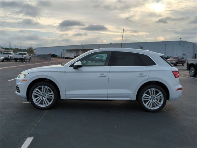 2020 Audi Q5 Premium Plus