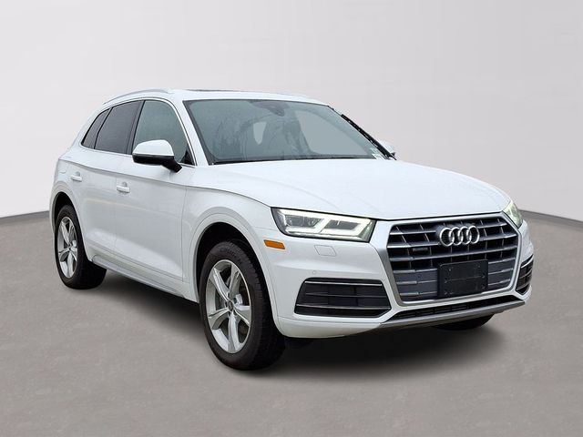 2020 Audi Q5 Premium Plus