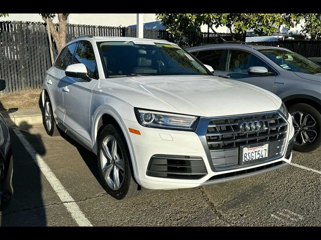 2020 Audi Q5 Titanium Premium