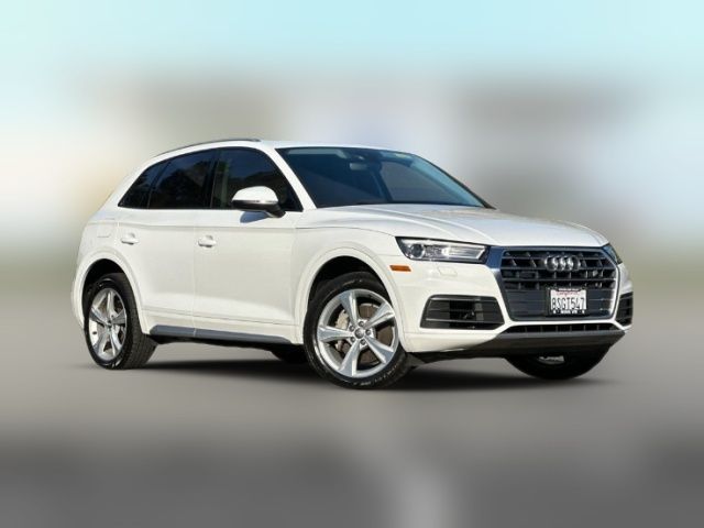 2020 Audi Q5 Titanium Premium