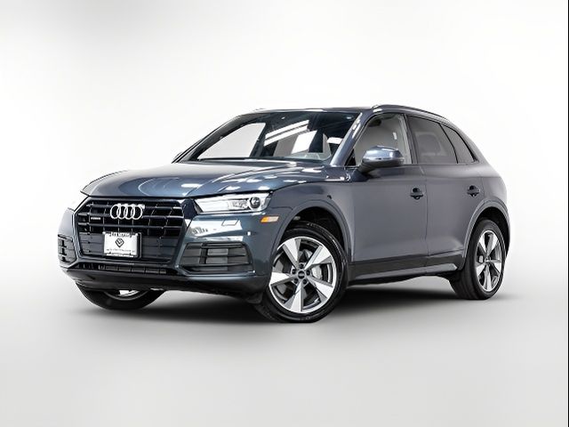 2020 Audi Q5 Titanium Premium