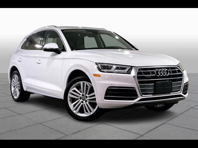 2020 Audi Q5 Premium Plus