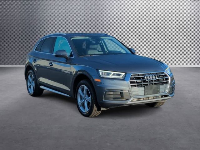 2020 Audi Q5 Premium Plus