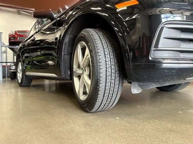 2020 Audi Q5 Premium Plus