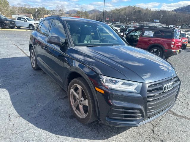 2020 Audi Q5 Titanium Premium Plus