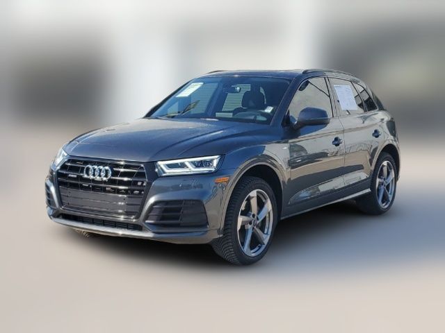 2020 Audi Q5 Titanium Premium Plus