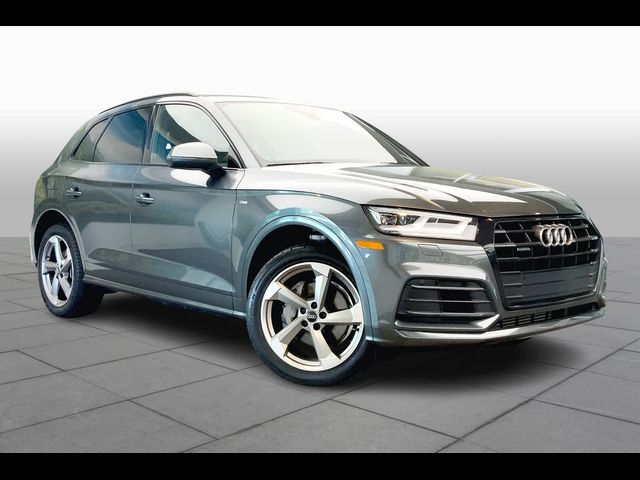 2020 Audi Q5 Titanium Premium Plus