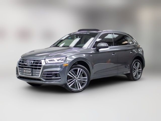 2020 Audi Q5 Titanium Premium Plus