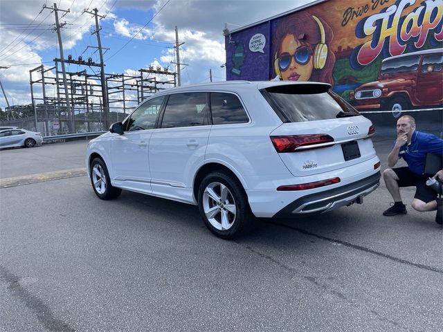 2020 Audi Q7 Premium Plus