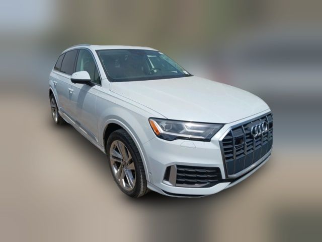 2020 Audi Q7 Premium Plus