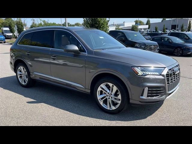 2020 Audi Q7 Premium Plus