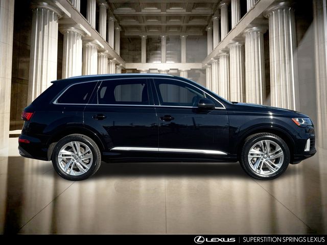 2020 Audi Q7 Premium