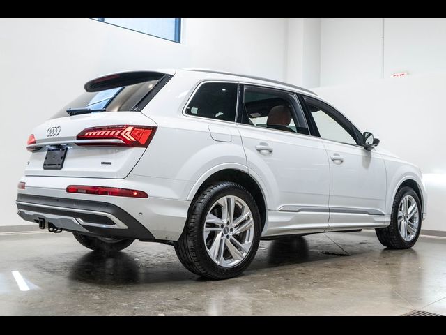 2020 Audi Q7 Premium Plus