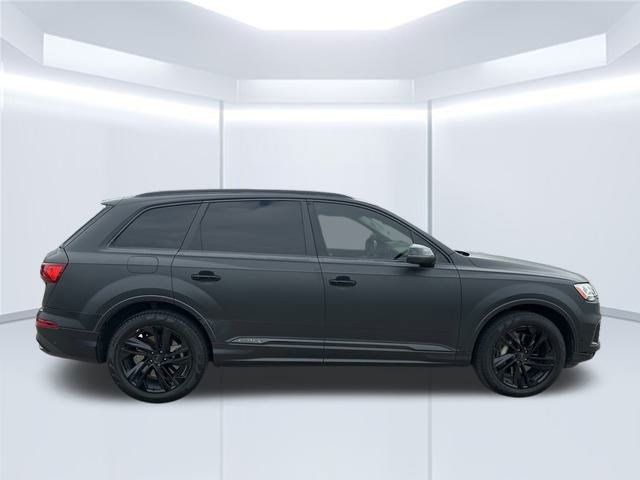 2020 Audi Q7 Premium Plus