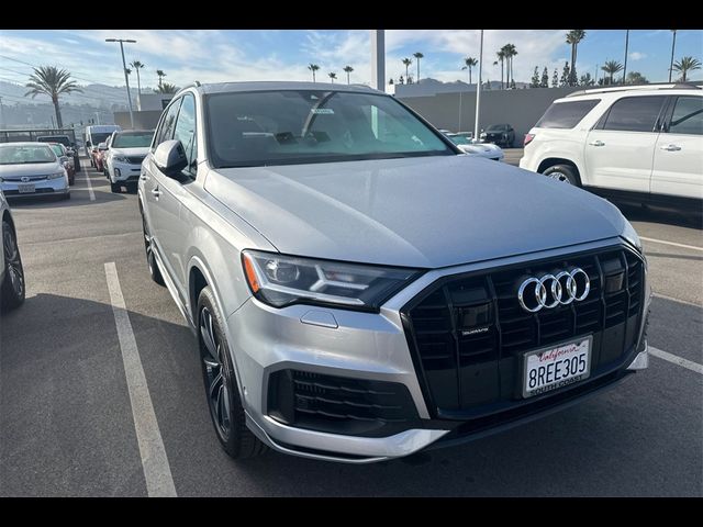 2020 Audi Q7 Premium Plus