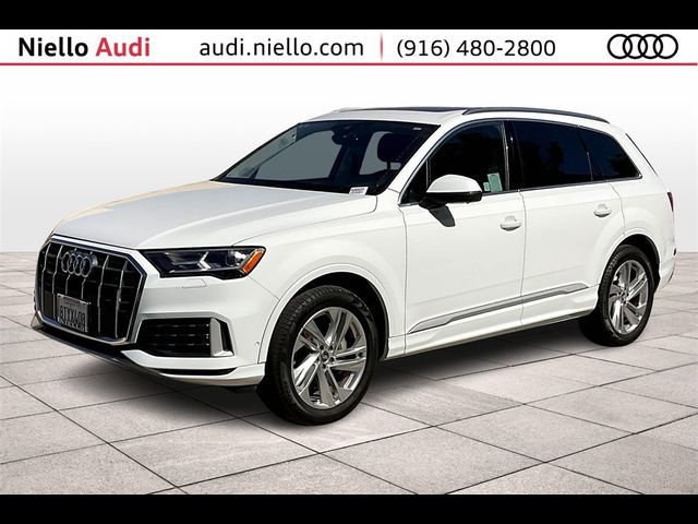 2020 Audi Q7 Premium Plus