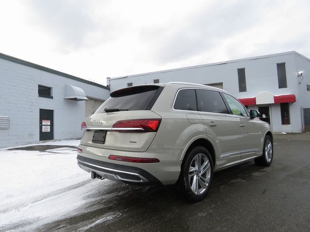 2020 Audi Q7 Premium Plus