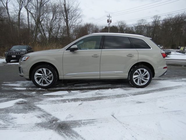 2020 Audi Q7 Premium Plus