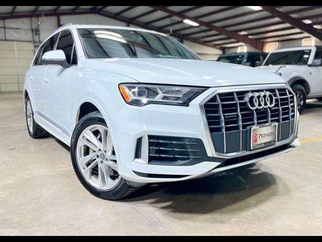 2020 Audi Q7 Premium Plus