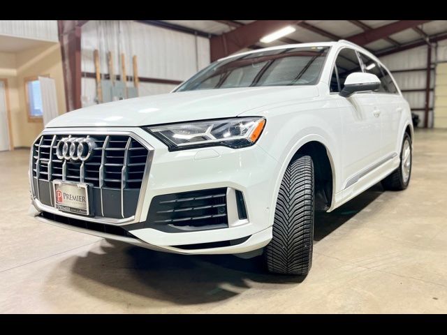 2020 Audi Q7 Premium Plus