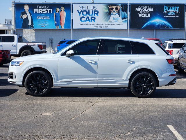 2020 Audi Q7 Premium Plus