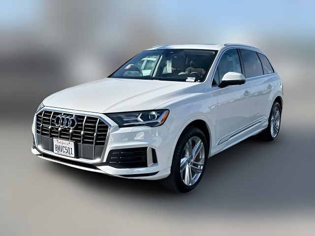 2020 Audi Q7 Premium Plus