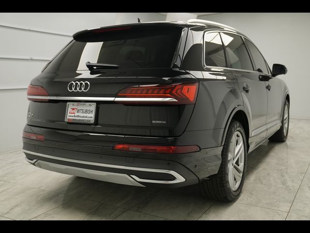 2020 Audi Q7 Premium Plus