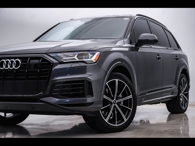 2020 Audi Q7 Premium Plus