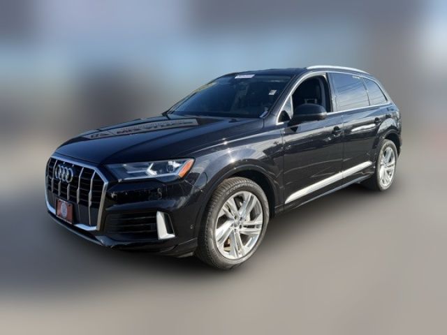 2020 Audi Q7 Premium Plus