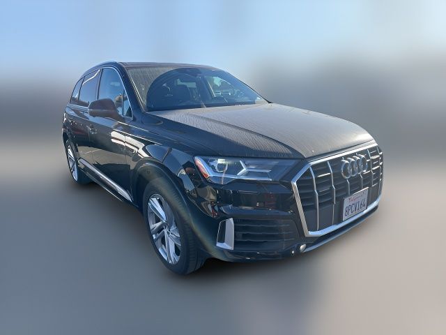 2020 Audi Q7 Premium Plus