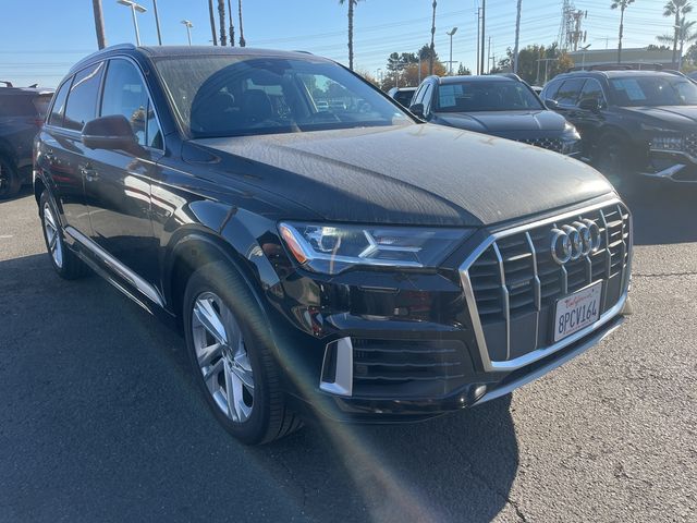 2020 Audi Q7 Premium Plus