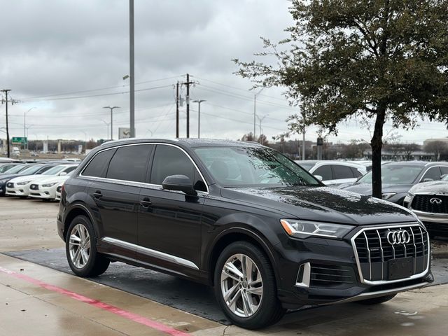 2020 Audi Q7 Premium Plus