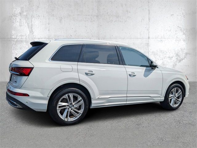 2020 Audi Q7 Premium Plus