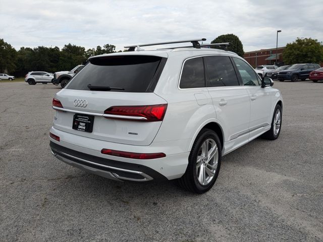 2020 Audi Q7 Premium Plus