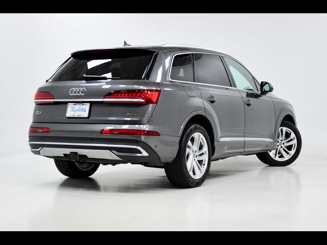 2020 Audi Q7 Premium Plus