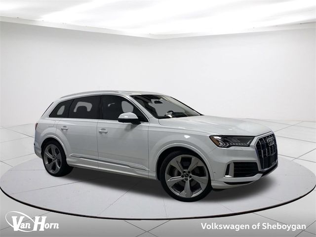 2020 Audi Q7 Prestige