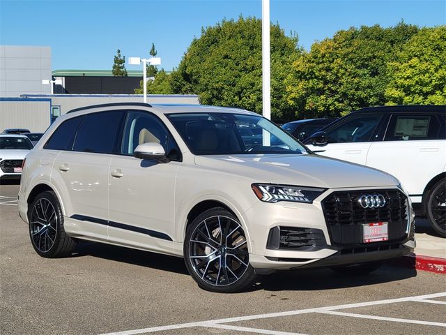 2020 Audi Q7 Prestige