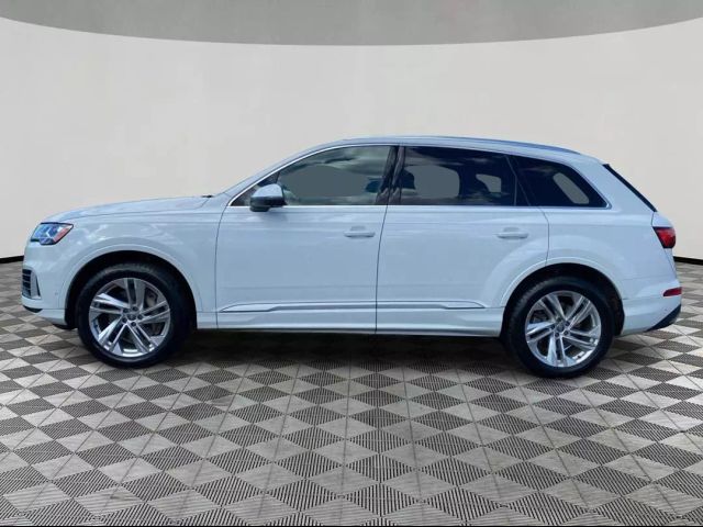 2020 Audi Q7 Premium Plus
