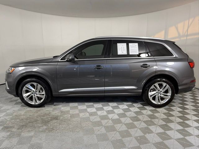 2020 Audi Q7 Premium Plus